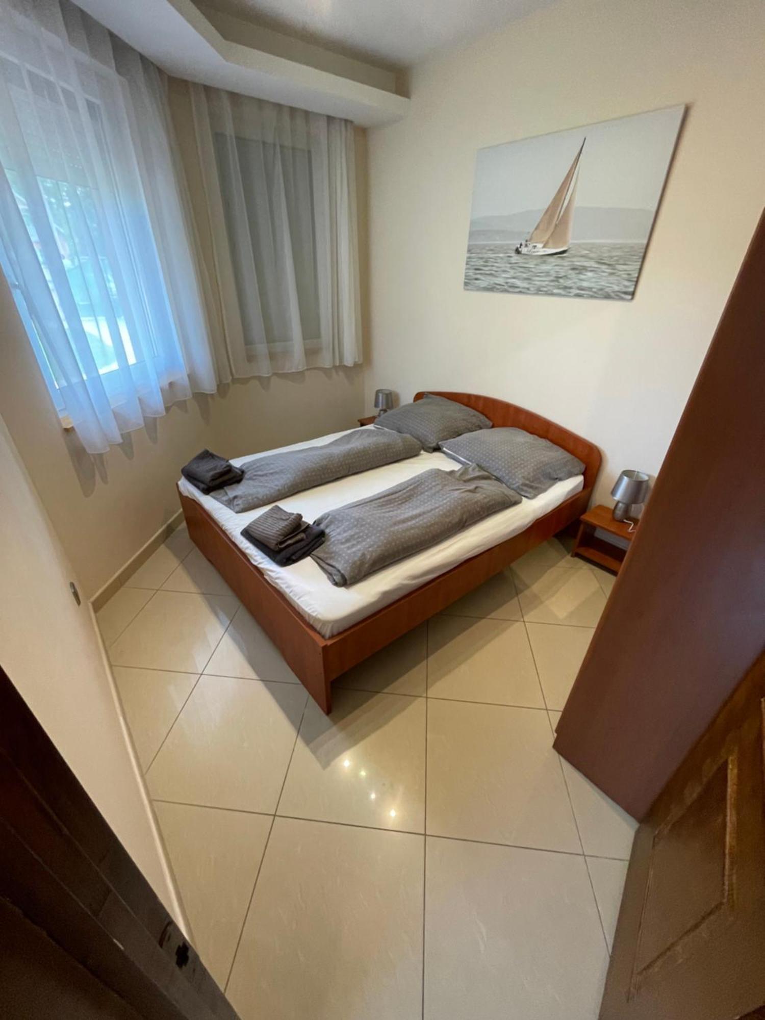 Happy Sun Medences Apartman ชิโอฟก ภายนอก รูปภาพ