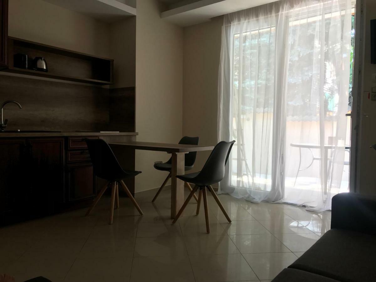 Happy Sun Medences Apartman ชิโอฟก ภายนอก รูปภาพ